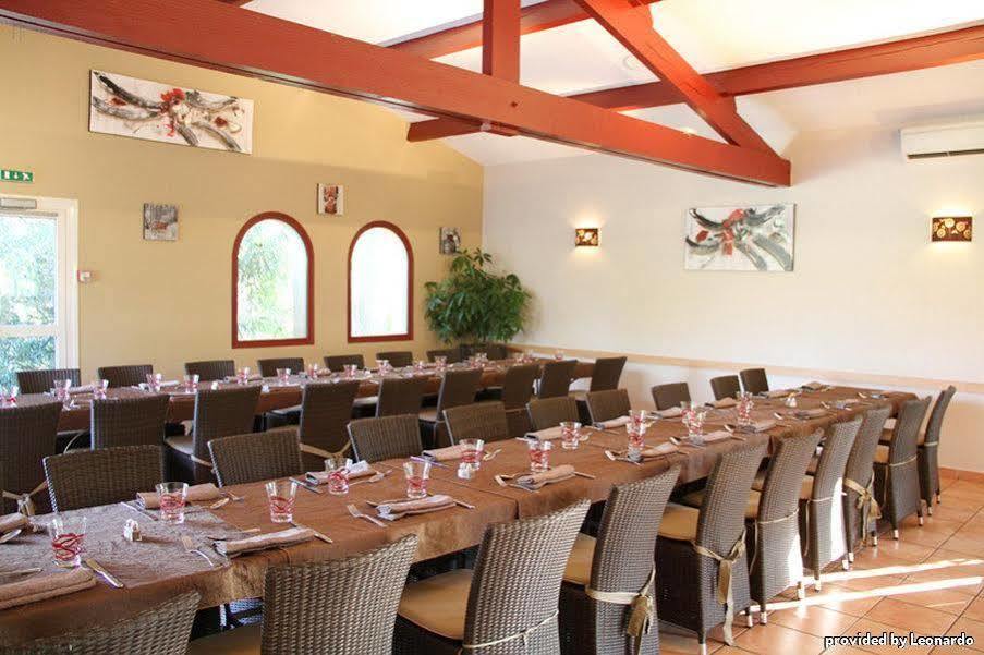 Logis Hotel Restaurant Uzes Pont Du Gard Exterior foto